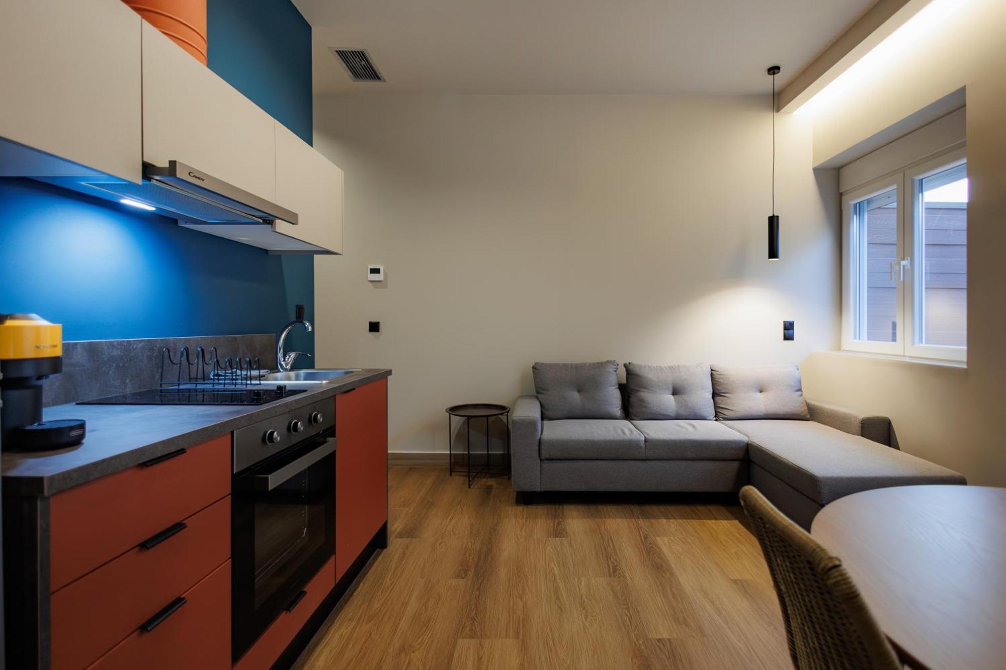 K2 Suites カラマタ エクステリア 写真