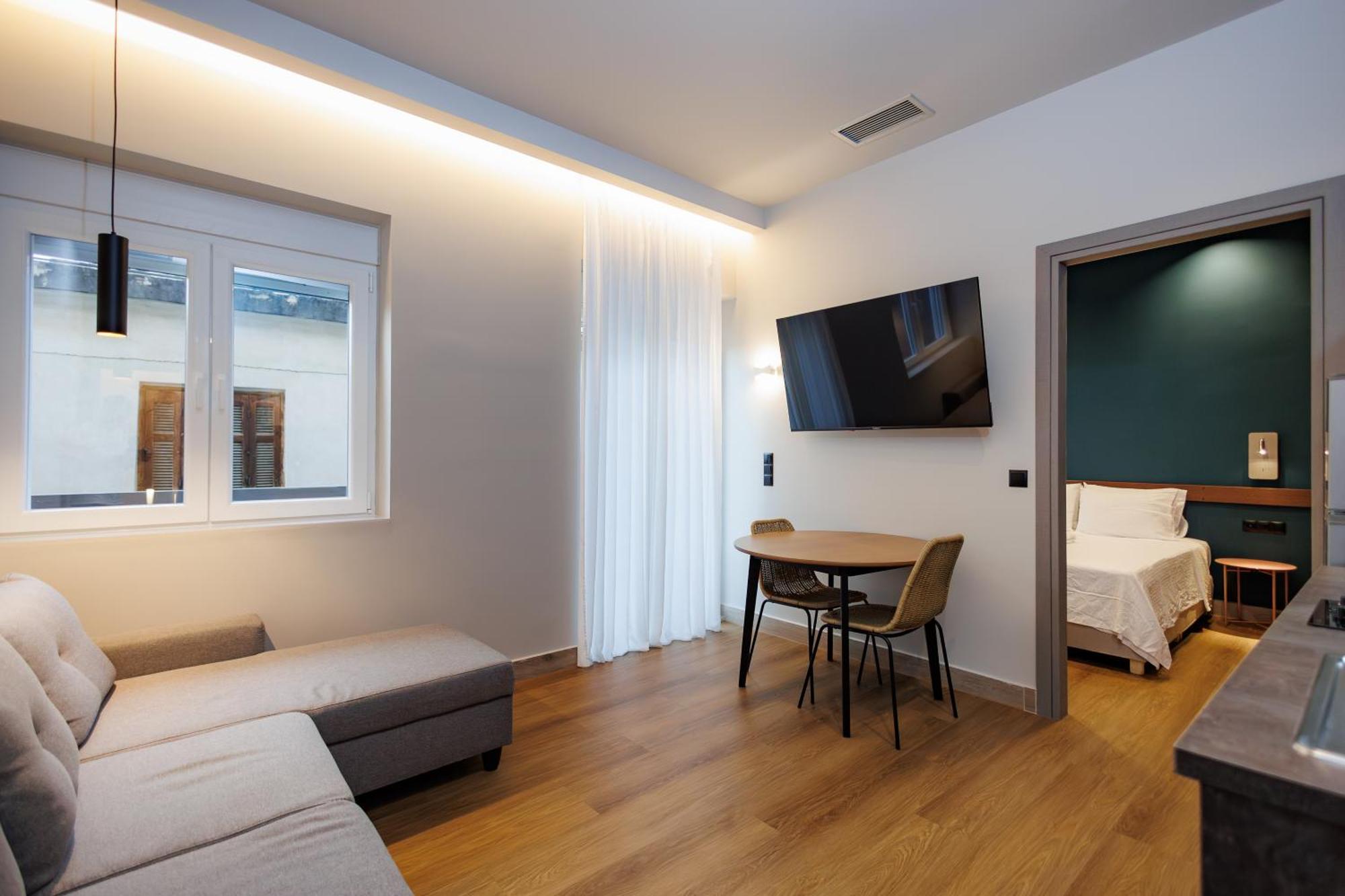 K2 Suites カラマタ エクステリア 写真